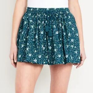 Old Navy High-Waisted Volume Flounce Shorts Navy Floral